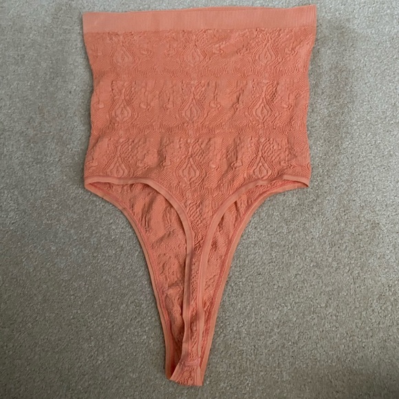 Urban outfitters orange detail bodysuit - Picture 2 of 3